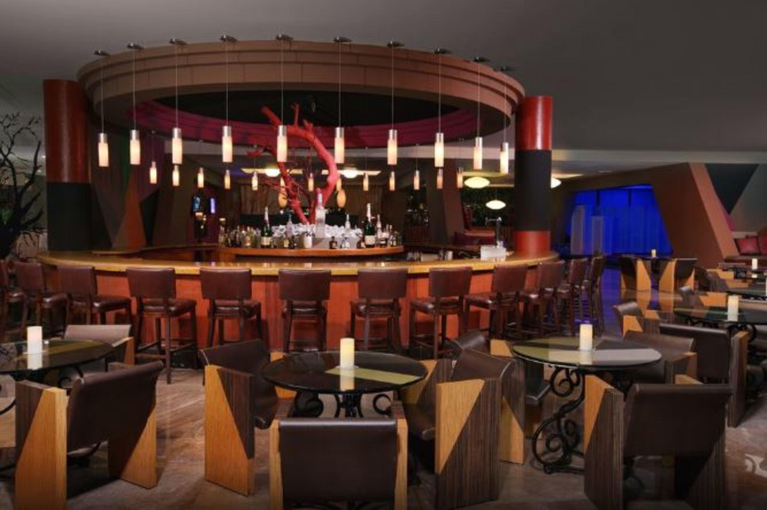 The Pyramid Cancun By Oasis Exteriér fotografie The bar at the Mirage