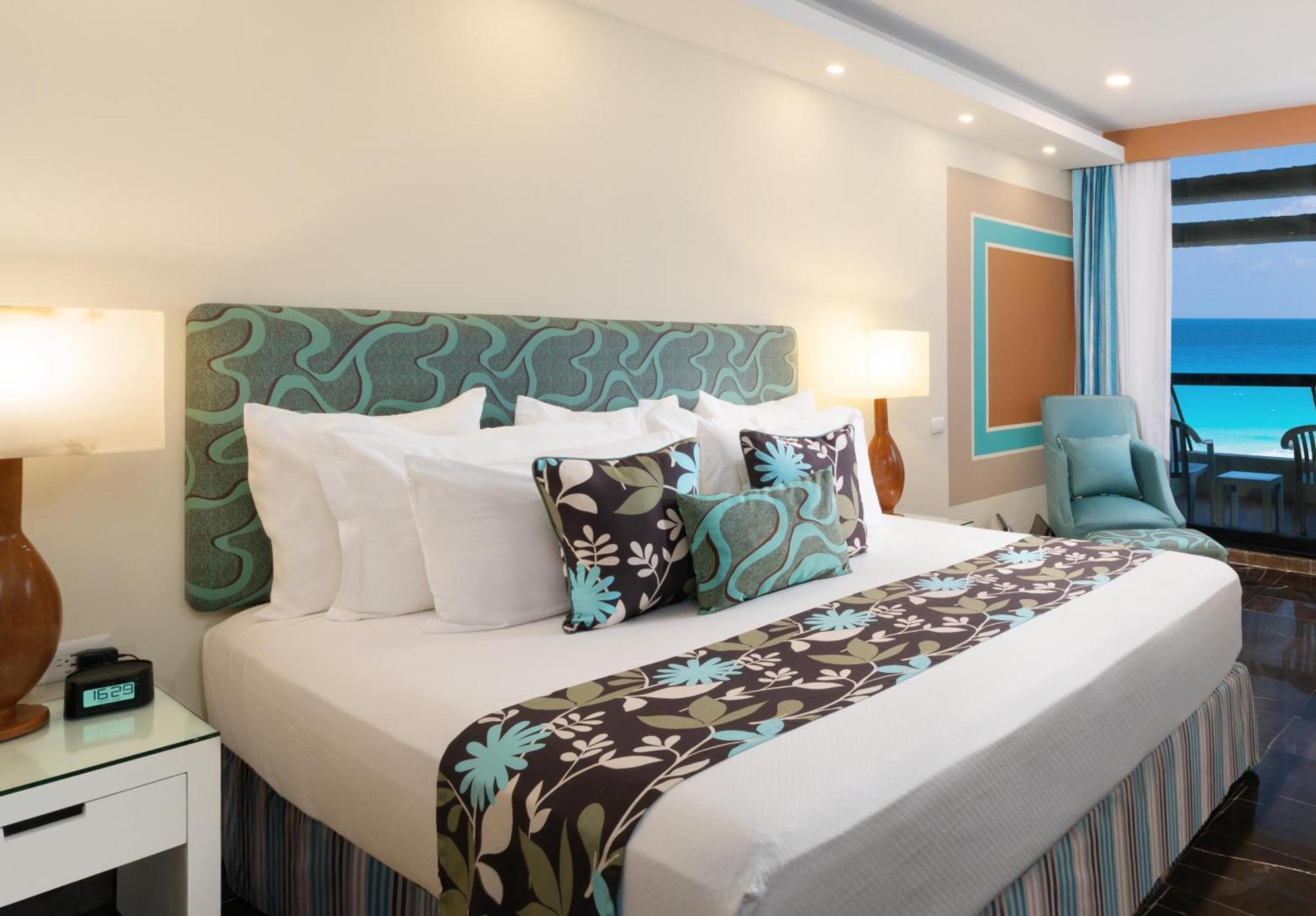 The Pyramid Cancun By Oasis Exteriér fotografie Deluxe Ocean View