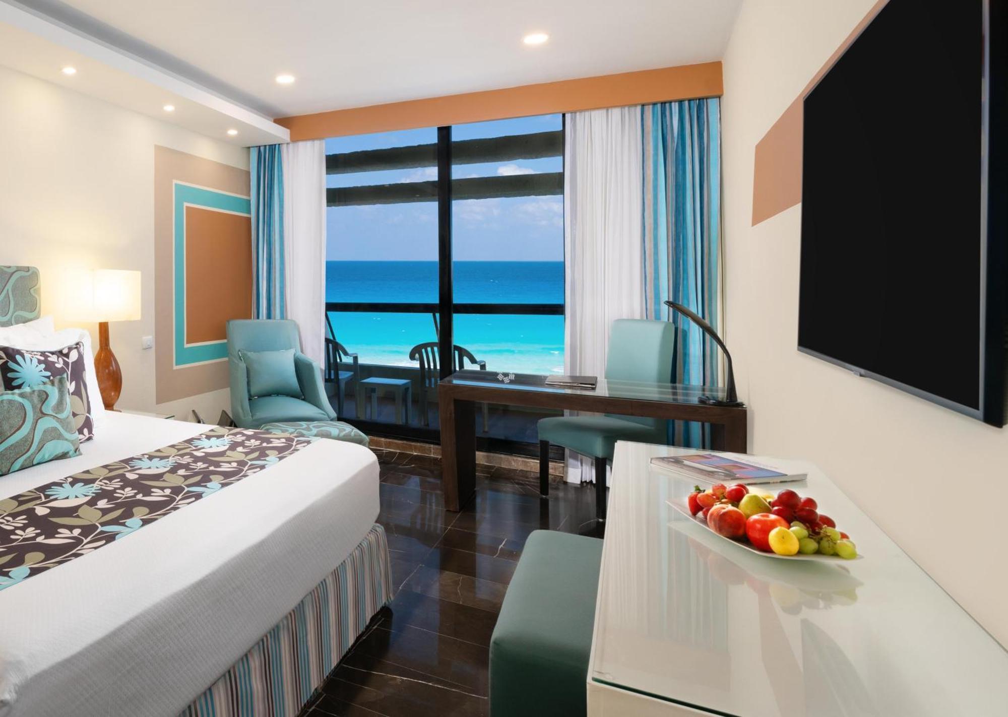 The Pyramid Cancun By Oasis Exteriér fotografie Oceanfront Junior Suite