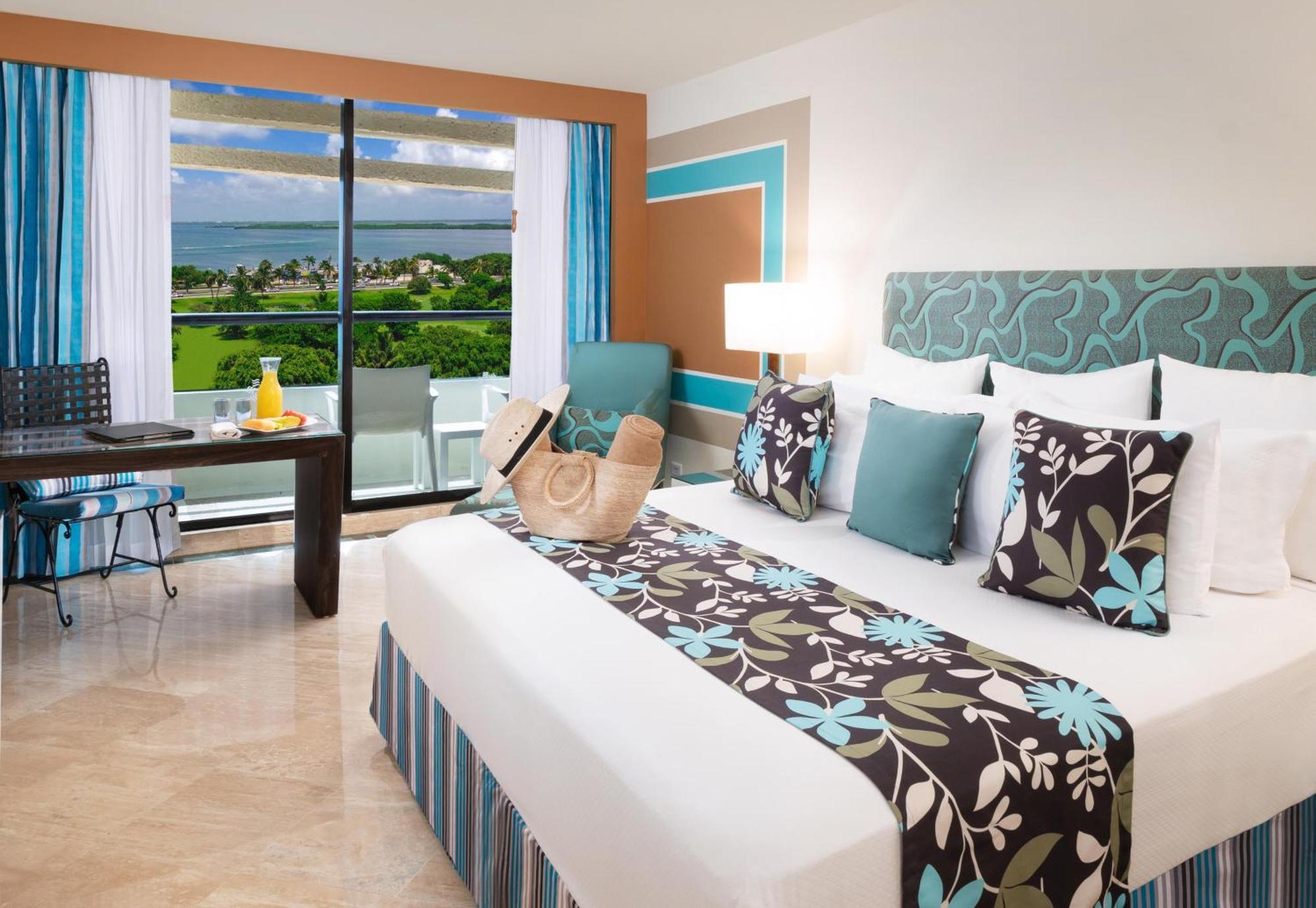 The Pyramid Cancun By Oasis Exteriér fotografie Junior Suite